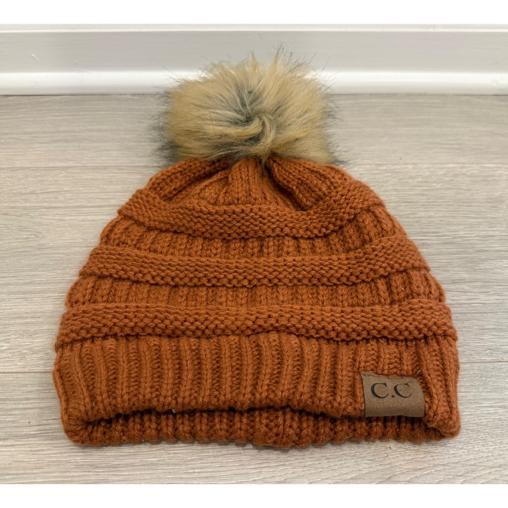C.C Rust Orange Ribbed Beanie Women's One-Size Knit Winter Ski Pompom Hat NWOT